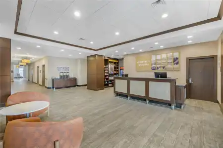Hampton Inn & Suites Bend - 34