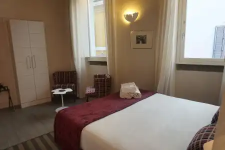 Trevi Palace Luxury Inn - 4