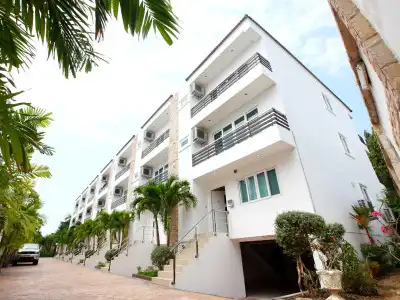 Hidden Palm Pool Villas - 0