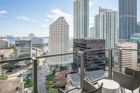 EAST Miami - 17