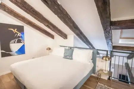 Vis a Vis Apartments - 55