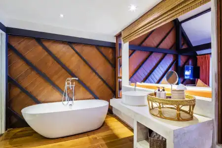 The Monttra Pattaya - 16