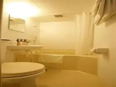Grampus Inn Osaka Namba - 7