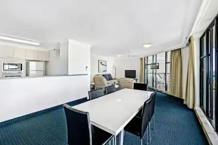 ULTIQA Beach Haven At Broadbeach - 294