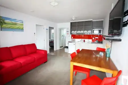 Waikanae Beach TOP 10 Holiday Park - 60