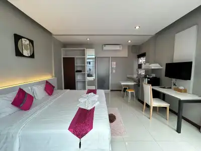 Phu NaNa Boutique - 3