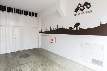 Macia Sevilla Kubb - 26