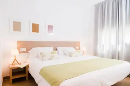 Feelathome Plaza Apartments - 38