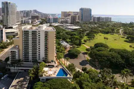 Luana Waikiki & Suites - 22