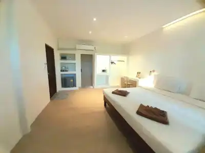 Twin Bay Resort - 1