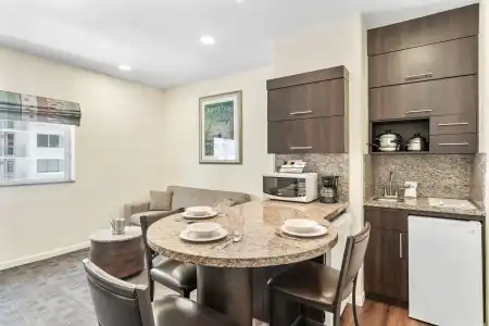 Crystal Beach Suites Miami Oceanfront - 28