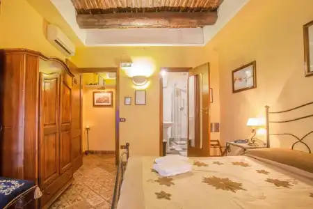 Alloggio dei Vassalli, In the Heart of the Historic Center - 94