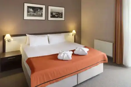 Ramada by Wyndham Lviv - 59