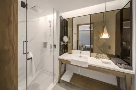 Novotel Suites Bangkok Sukhumvit 34 - 24