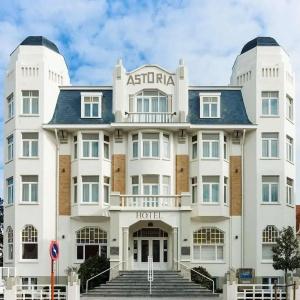 Astoria De Haan - 44