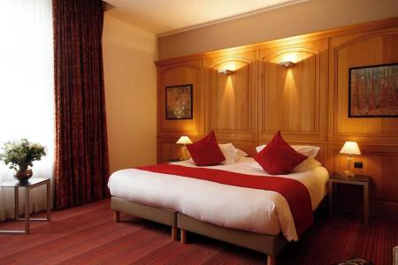 de Bourgtheroulde, Autograph Collection - 47