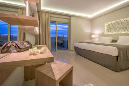 Azure Resort & Spa - 36