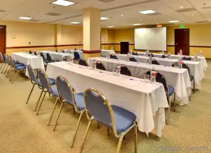 Holiday Inn Express San Diego Downtown by IHG - 14