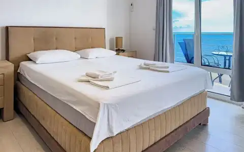 Open Sea Luxury Apartments - 90