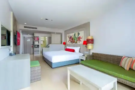 Ramada by Wyndham Phuket Deevana - 75