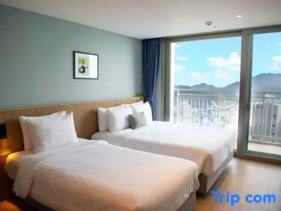 The Week & Resort - 112