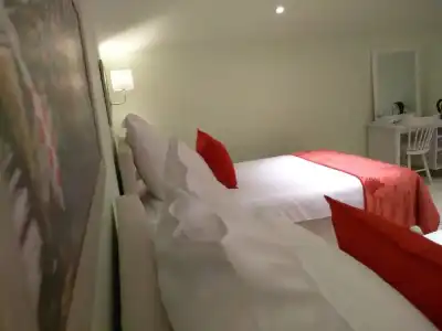 City Boutique Inn - 4