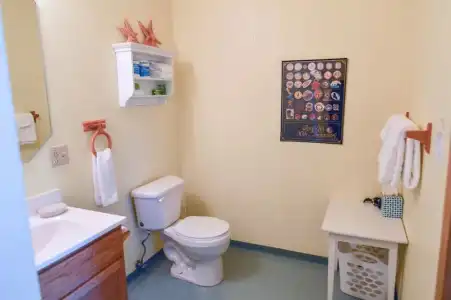 Sea Treasures Inn - 8