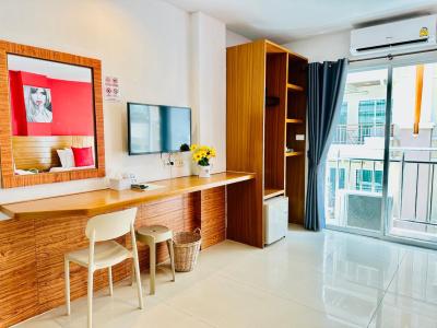 PJ Patong Resortel - 48