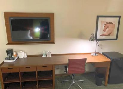 Mainstay Suites Lexington - 27