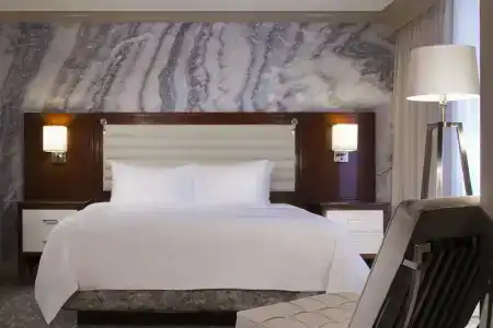 Marriott Denver Airport at Gateway Park - 43
