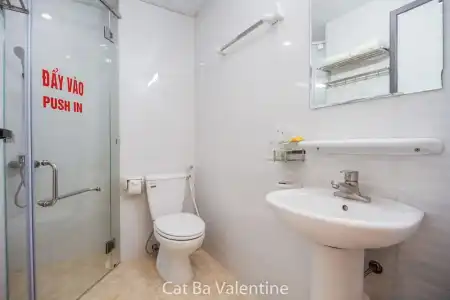 Cat Ba Valentine - 10