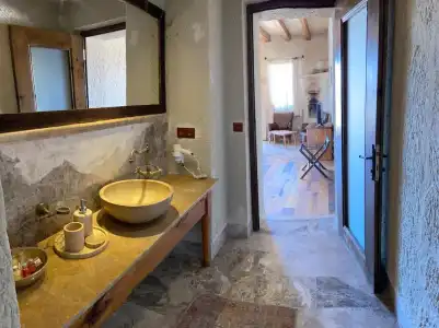 Seki Cavusin Suite - 110