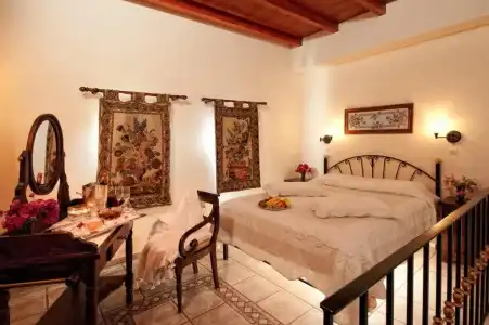 Veneto Boutique - 108