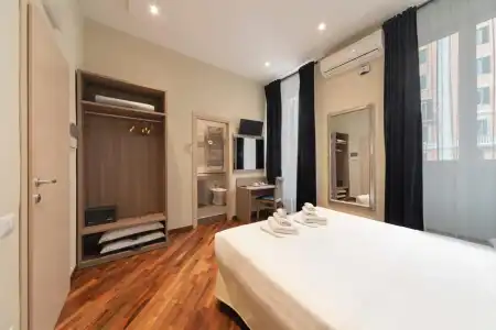 La Grande Bellezza Guesthouse Rome - 17