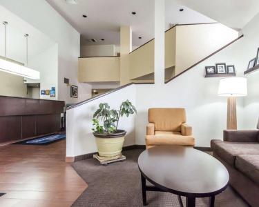 Rodeway Inn Airport - 7