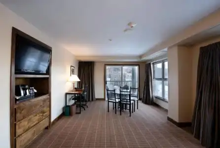 The Peaks Resort and Spa - 70