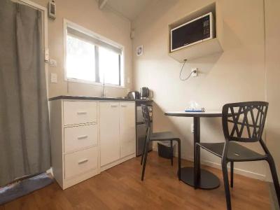 Middlemore Motel - 44