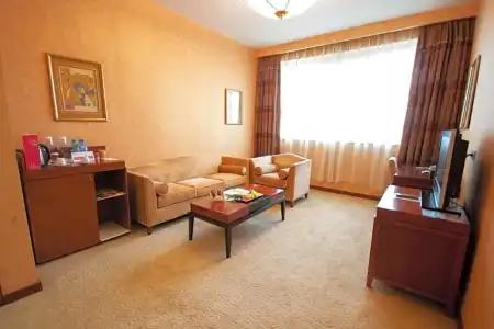 Ramada Plaza By Wyndham Gence - 65