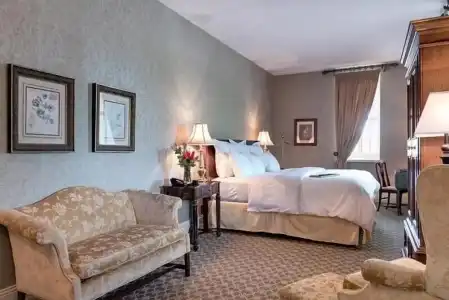 Nicollet Island Inn - 30