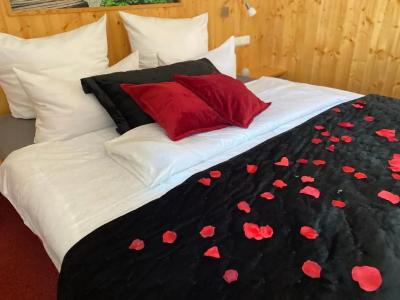 Wilder Mann Ristorante Pizzeria Lo Scoglio - 38