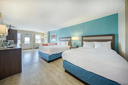 Commander & Suites - 6