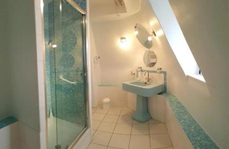 Le Castel Guesthouse - 67