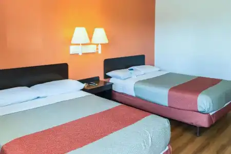 Motel 6 Bakersfield, CA - East - 38