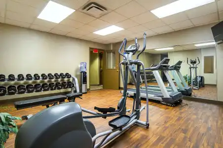 Comfort Inn Cleveland Downtown - 15