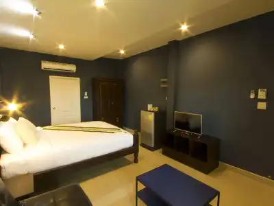 The Rise Resort - 17