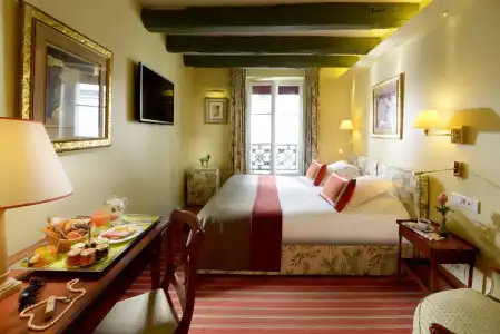 Le Relais Montmartre - 75