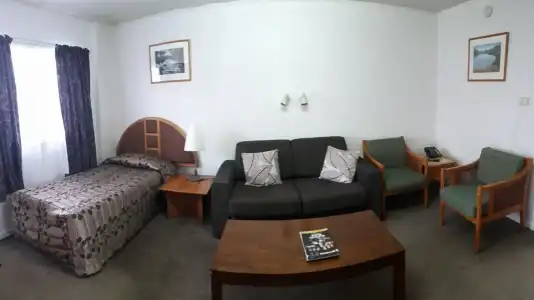 New Haven Motel - 5