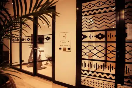 Laz' Spa Urbain Paris - 18