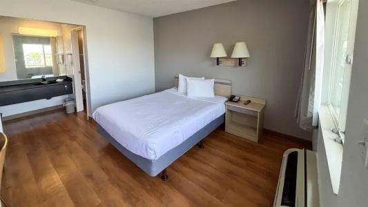 Motel 6 Las Vegas, NV - Boulder Highway - 46