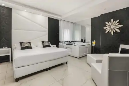 Reggia Suite Spa - 92